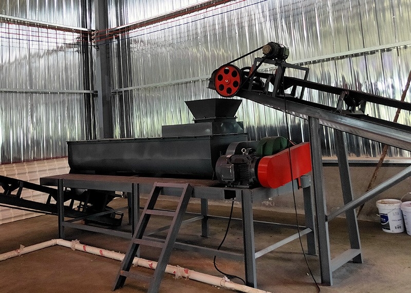 Hayvansal Atık için Kanatlı Gübresi Organik Gübre Üretim Hattı 10t / H