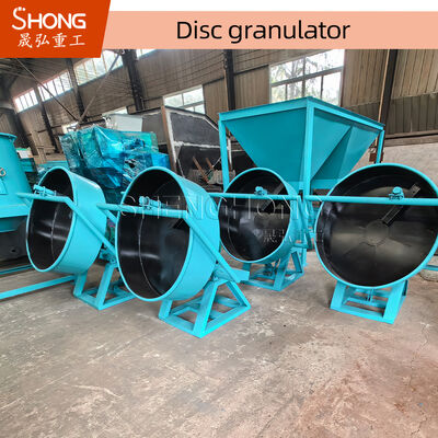 Yüksek verimlilikli disk granülatörü, %93 granülasyon oranı, üç boşaltma portu ve organik gübre için esnek kemer sürücüsü